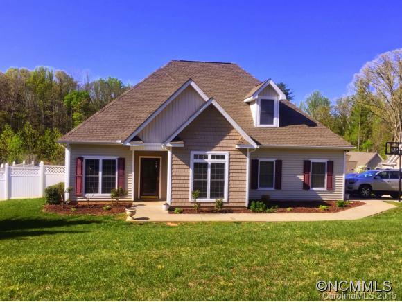 18 Wayward Path Candler NC 28715