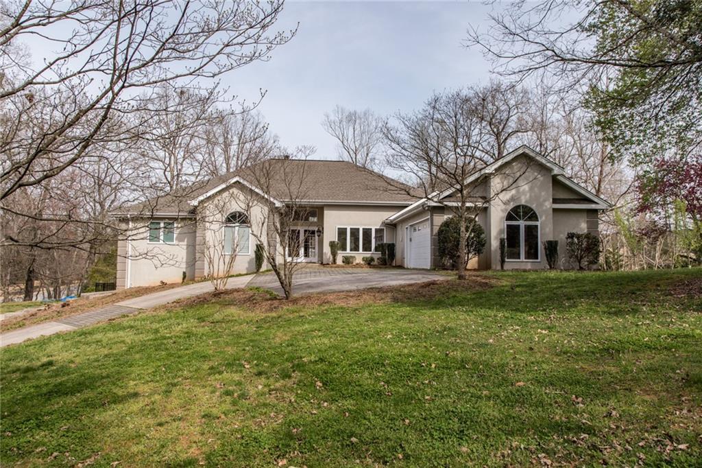3701 Pinecrest Drive Ne Hickory NC 28601