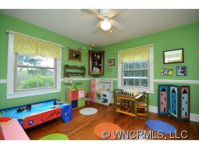 858 Sand Hill Road Asheville NC 28806
