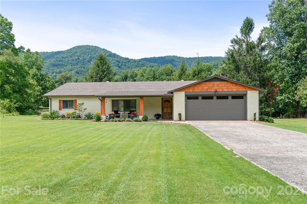 523 Davis Creek Road Candler NC 28715