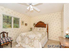 139 Woodburn Drive Swannanoa NC 28778