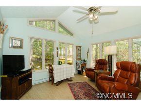 139 Woodburn Drive Swannanoa NC 28778