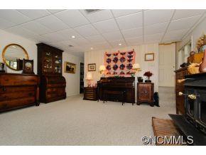 139 Woodburn Drive Swannanoa NC 28778