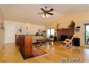 139 Woodburn Drive Swannanoa NC 28778