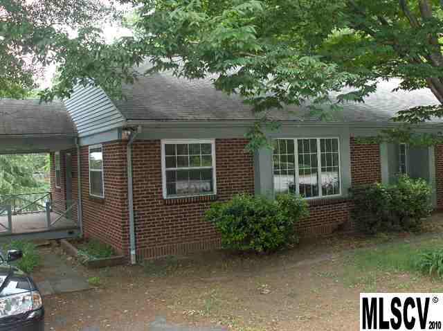 713 2nd Street NE Hickory NC 28601