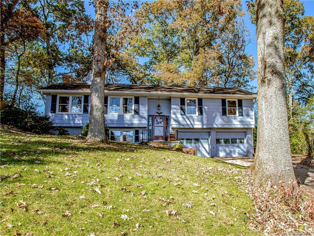 15 Woodfield Road Arden NC 28704