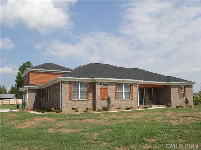 137 Savannah Crossing Drive Mooresville NC 28115