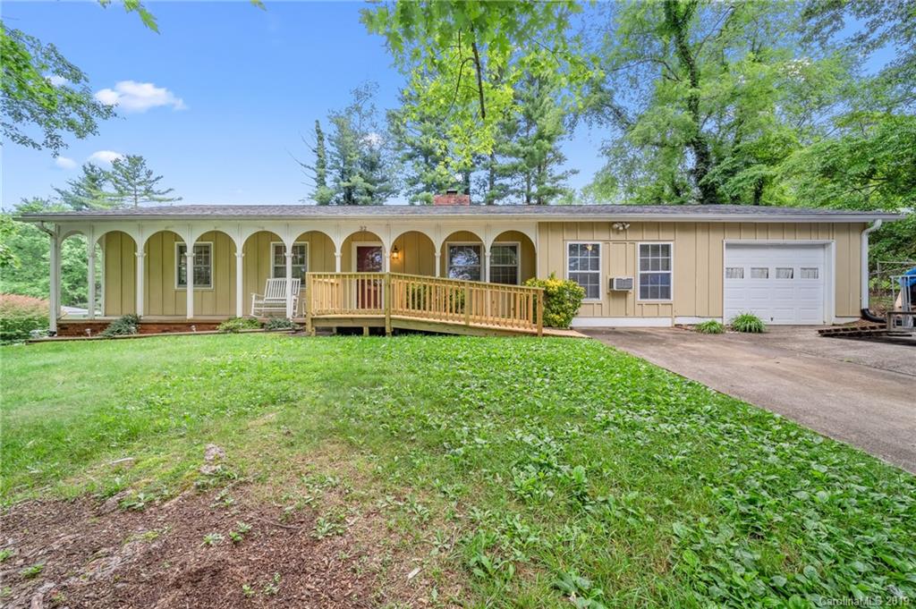 32 Southwicke Drive Arden NC 28704