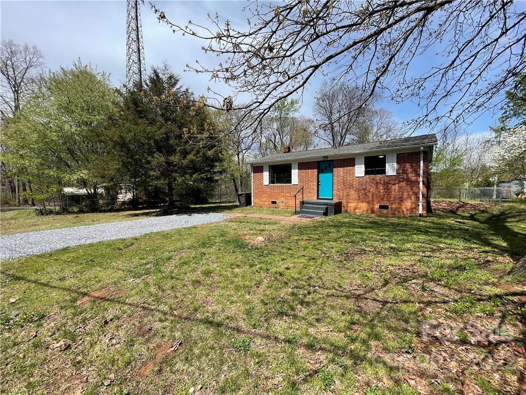 1521 Forest Road Statesville NC 28625