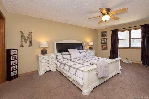 80 Pinecrest Road Mars Hill NC 28754