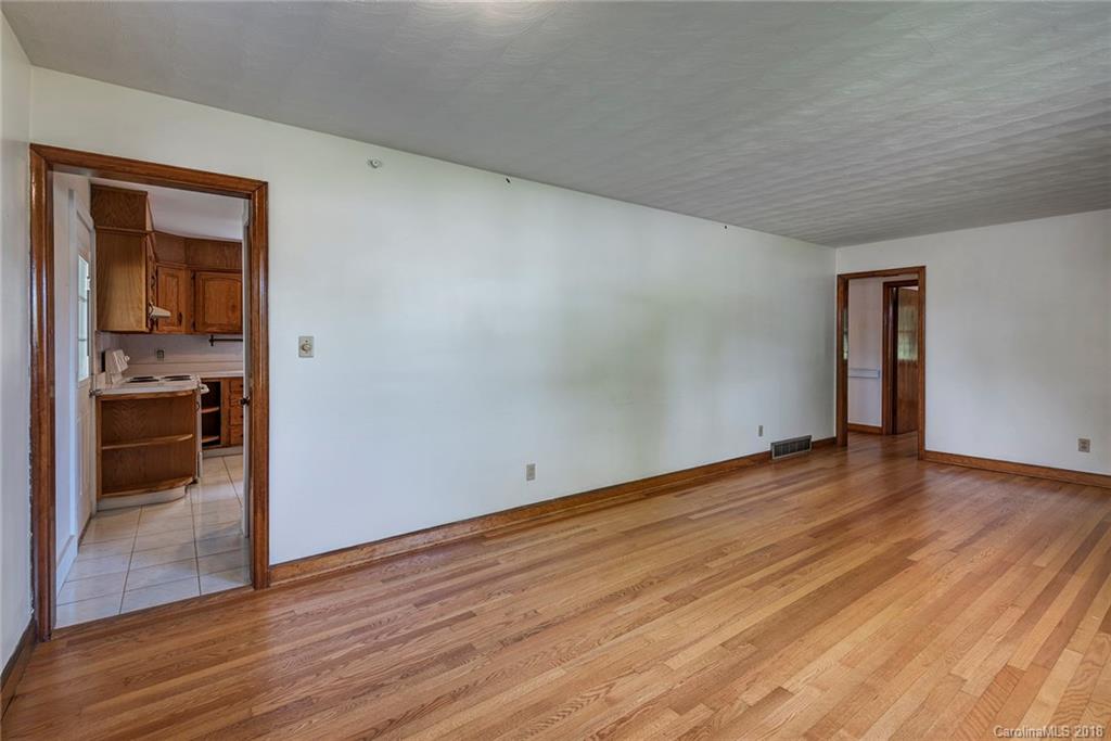 20 Harnett Street Asheville NC 28806