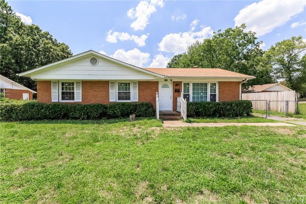 1437 Echo Glen Road Charlotte NC 28213