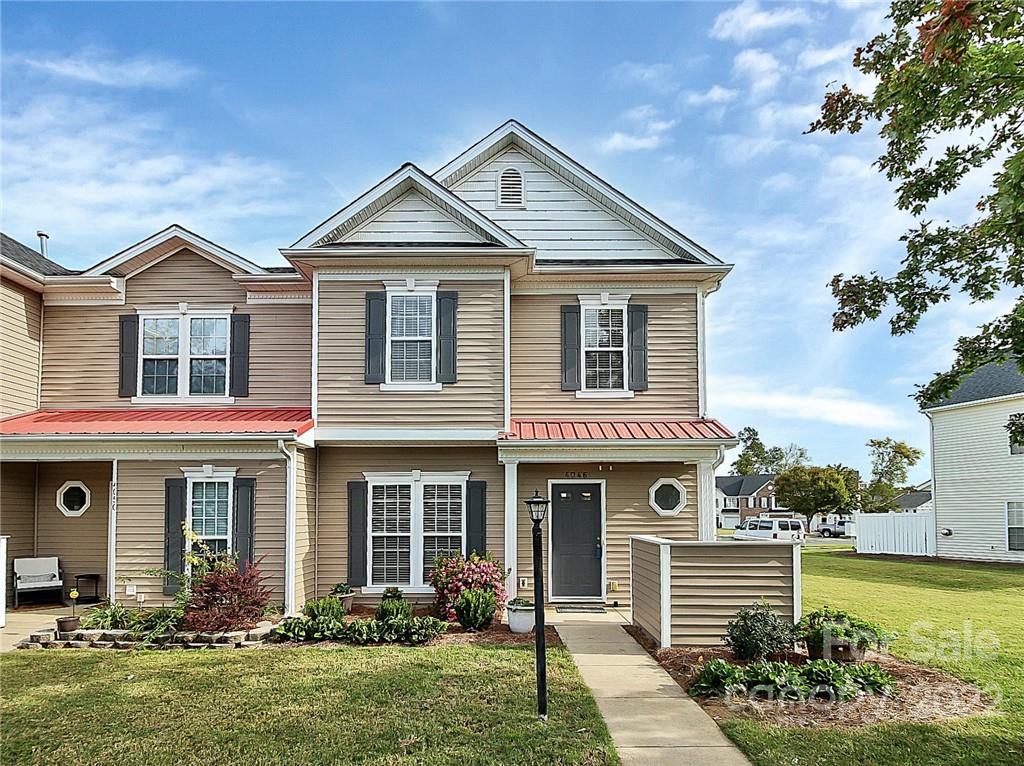 4046 Center Place Drive Harrisburg NC 28075