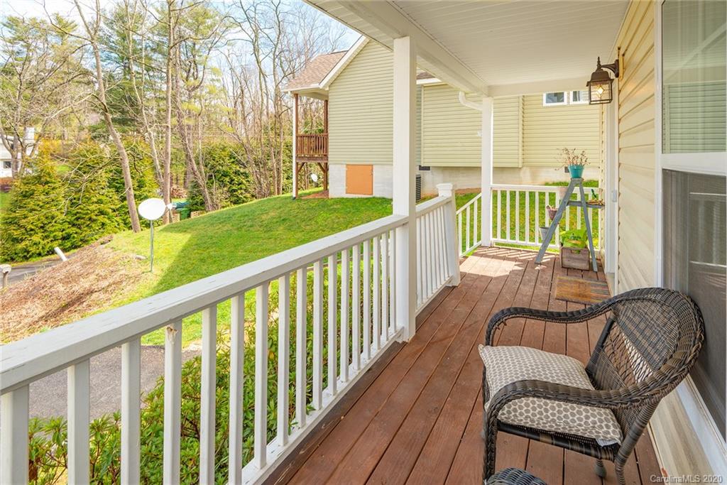 8 Old West Chapel Road Asheville NC 28803
