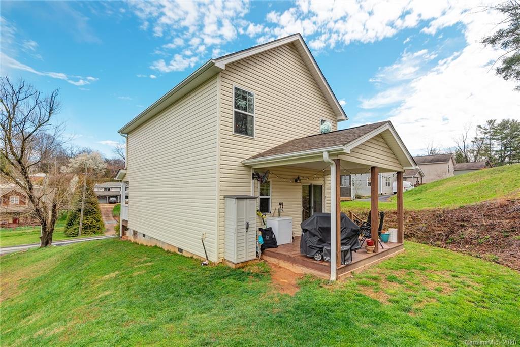 8 Old West Chapel Road Asheville NC 28803