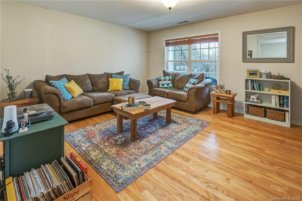 8 Old West Chapel Road Asheville NC 28803