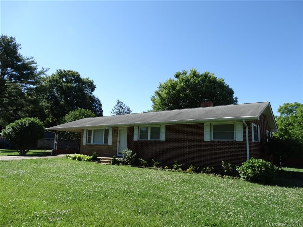 1496 18th Avenue Place NE Hickory NC 28601