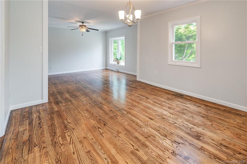 624 New Haw Creek Road Asheville NC 28805