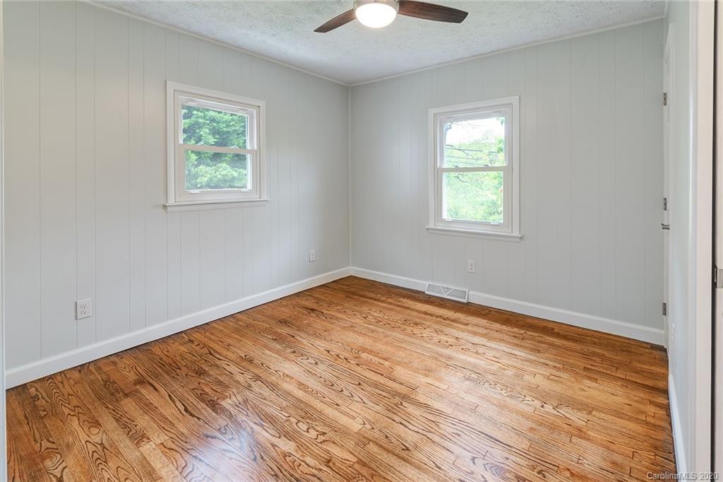 624 New Haw Creek Road Asheville NC 28805