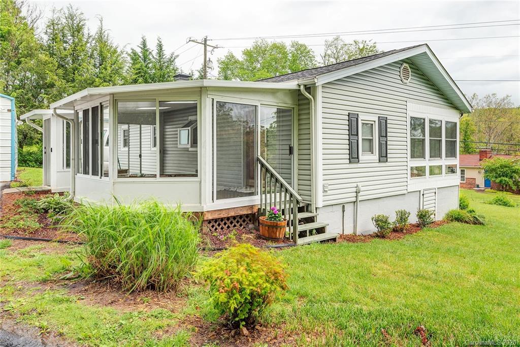 624 New Haw Creek Road Asheville NC 28805