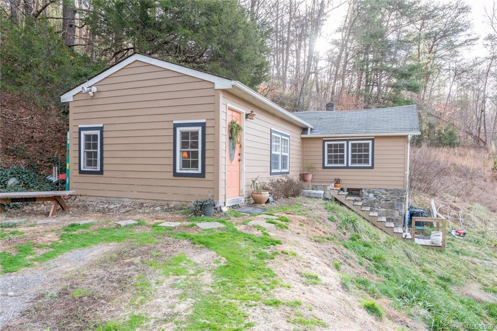 131 Long Branch Road Swannanoa NC 28778