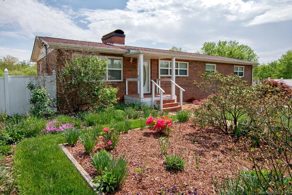 2 Green Valley Court Asheville NC 28806