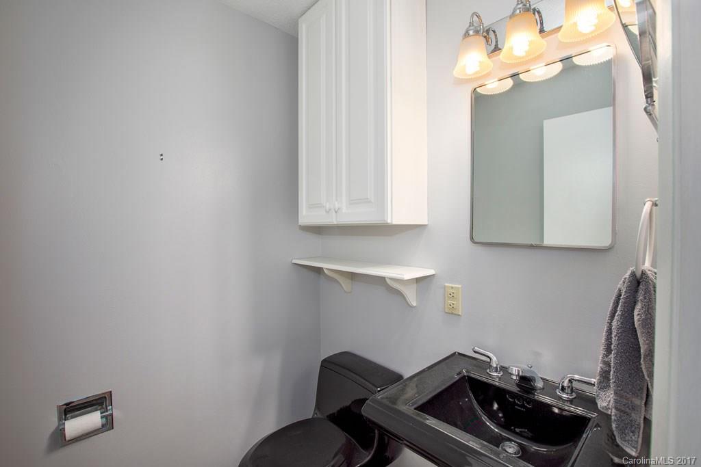 2 Green Valley Court Asheville NC 28806