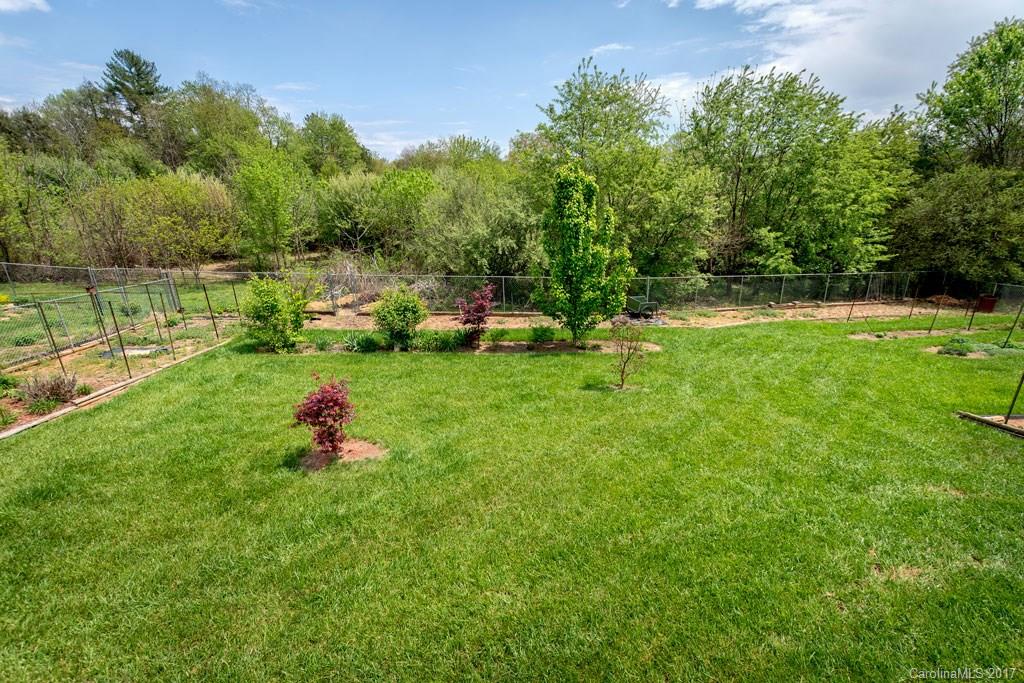 2 Green Valley Court Asheville NC 28806