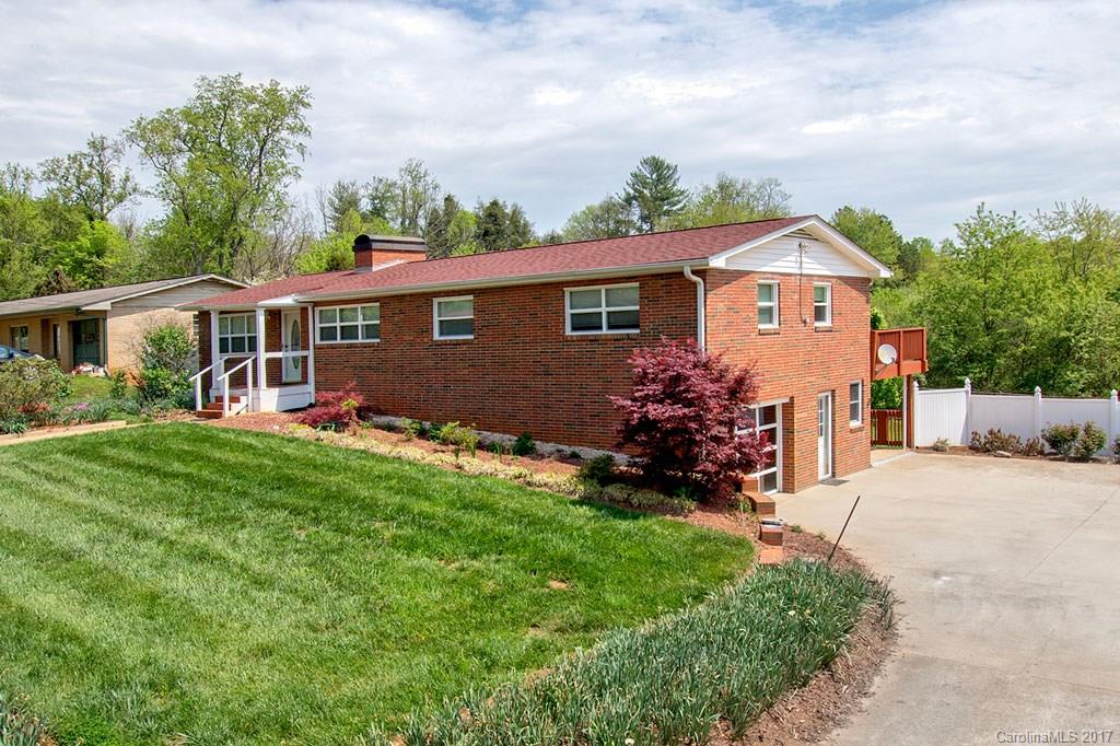 2 Green Valley Court Asheville NC 28806