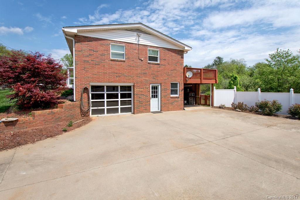 2 Green Valley Court Asheville NC 28806