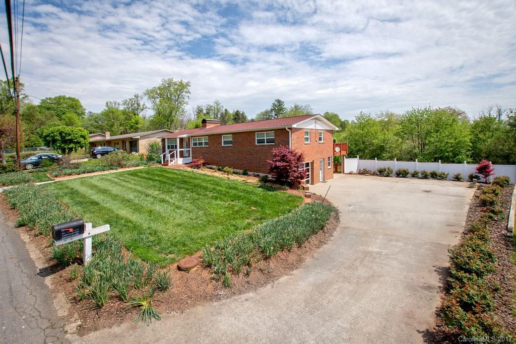 2 Green Valley Court Asheville NC 28806