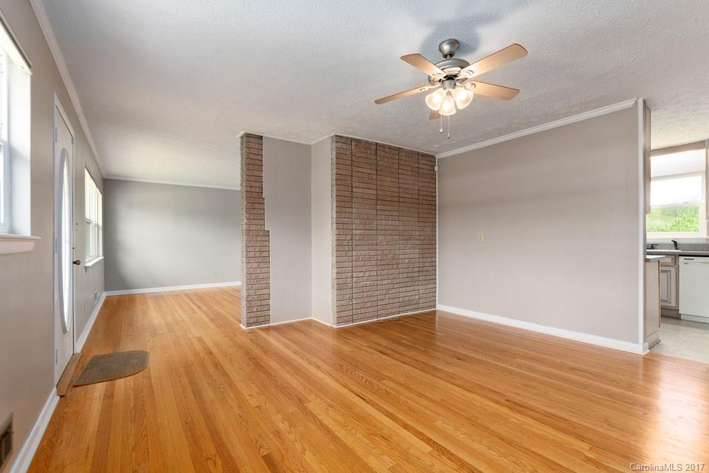 2 Green Valley Court Asheville NC 28806