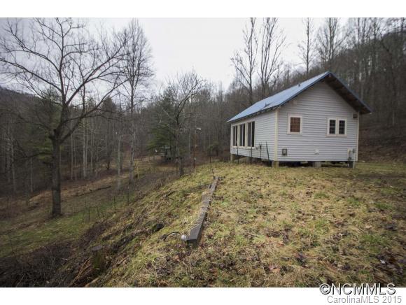 100 Alice Trail Clyde NC 28721