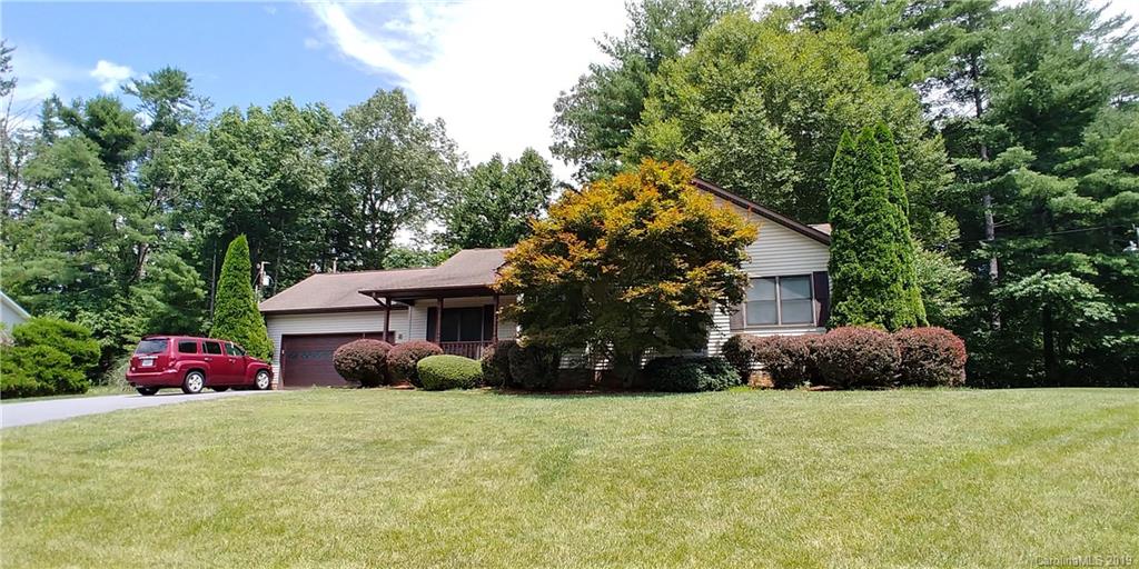 8 Clarion Drive Etowah NC 28729