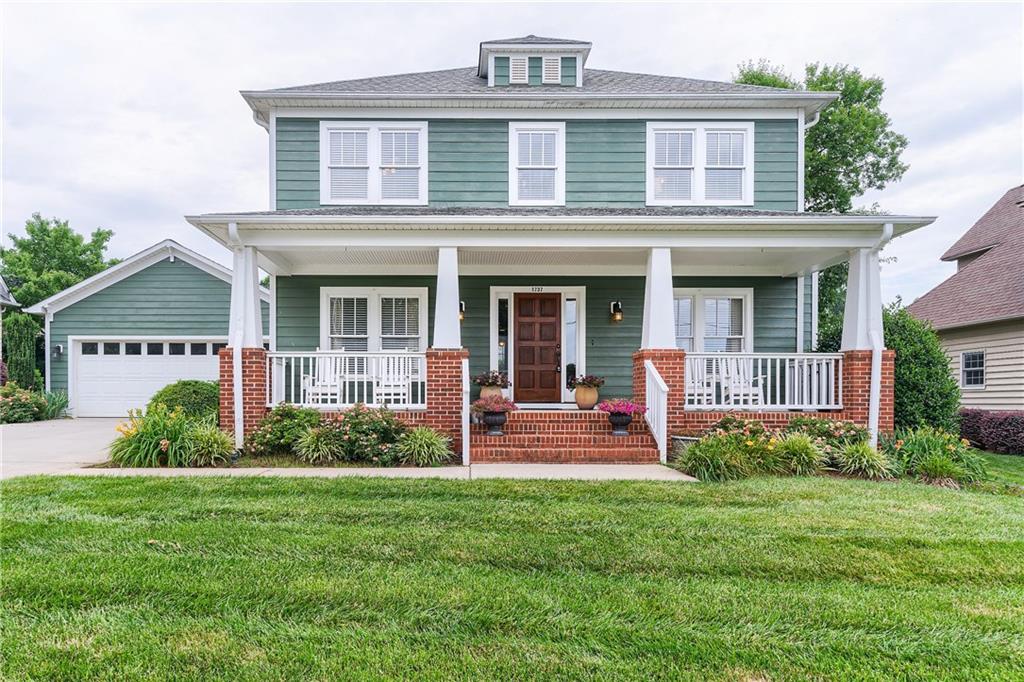 1737 30th Avenue Court NE Hickory NC 28601