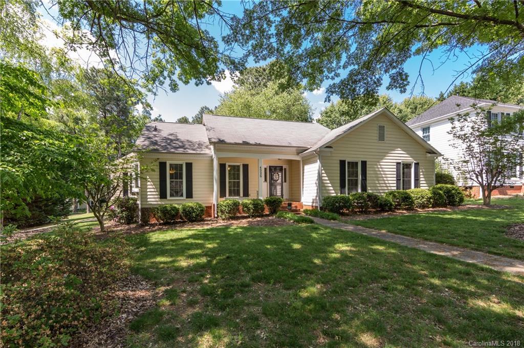 4326 Saxonbury Way Charlotte NC 28269