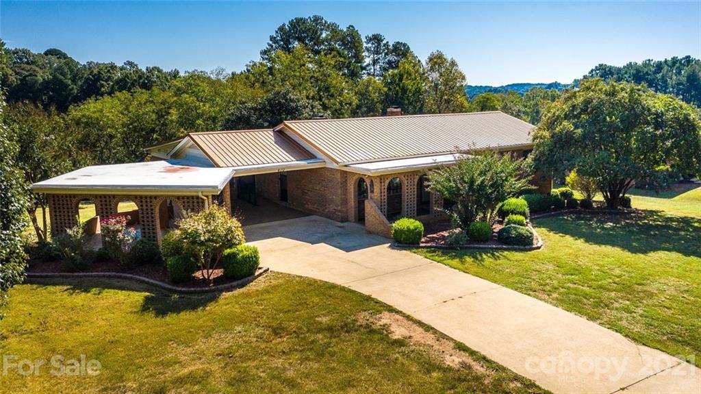 470 Wildlife Access Road Hickory NC 28601