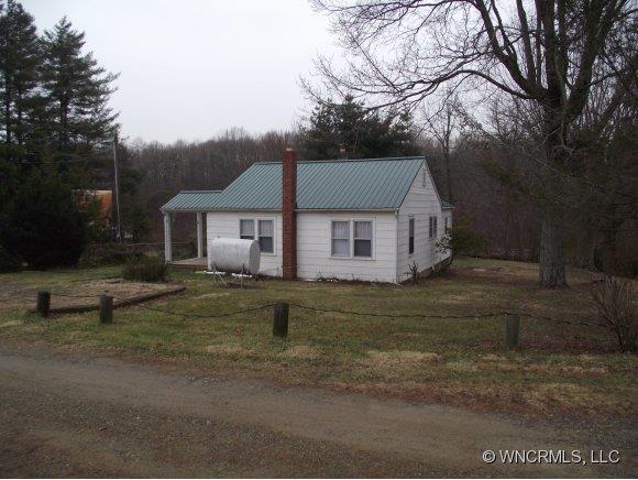 28 Seclusion Circle Candler NC 28715