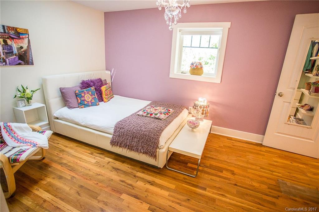 252 Lakewood Drive Asheville NC 28803