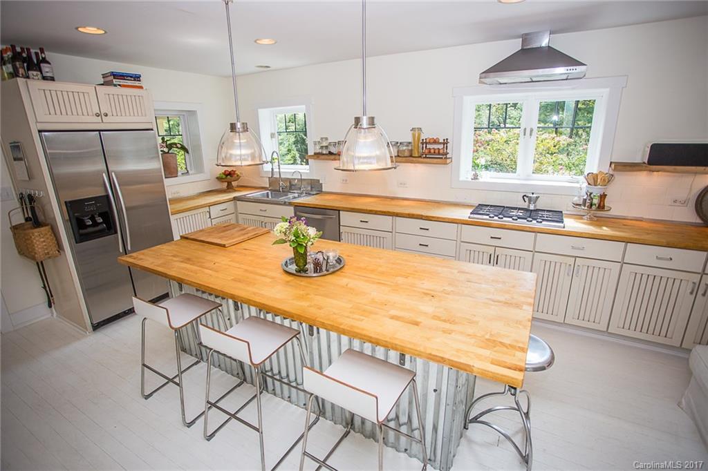 252 Lakewood Drive Asheville NC 28803