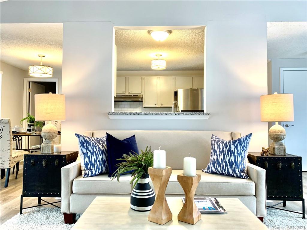 5830 Sunset Chase Lane Charlotte NC 28212