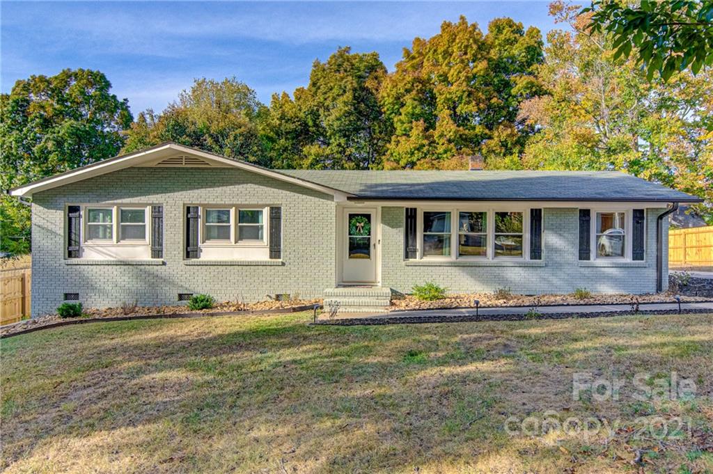 2117 Tarlton Drive Matthews NC 28105