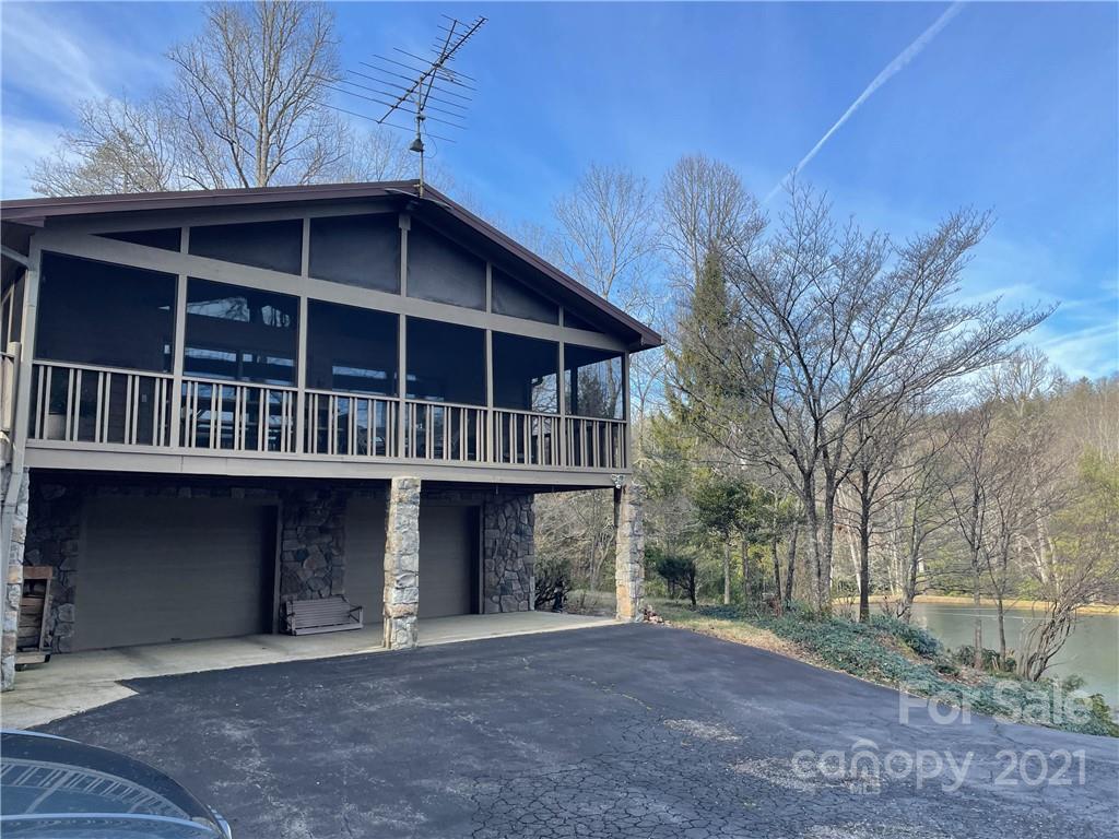1602 Reasonover Road Cedar Mountain NC 28718