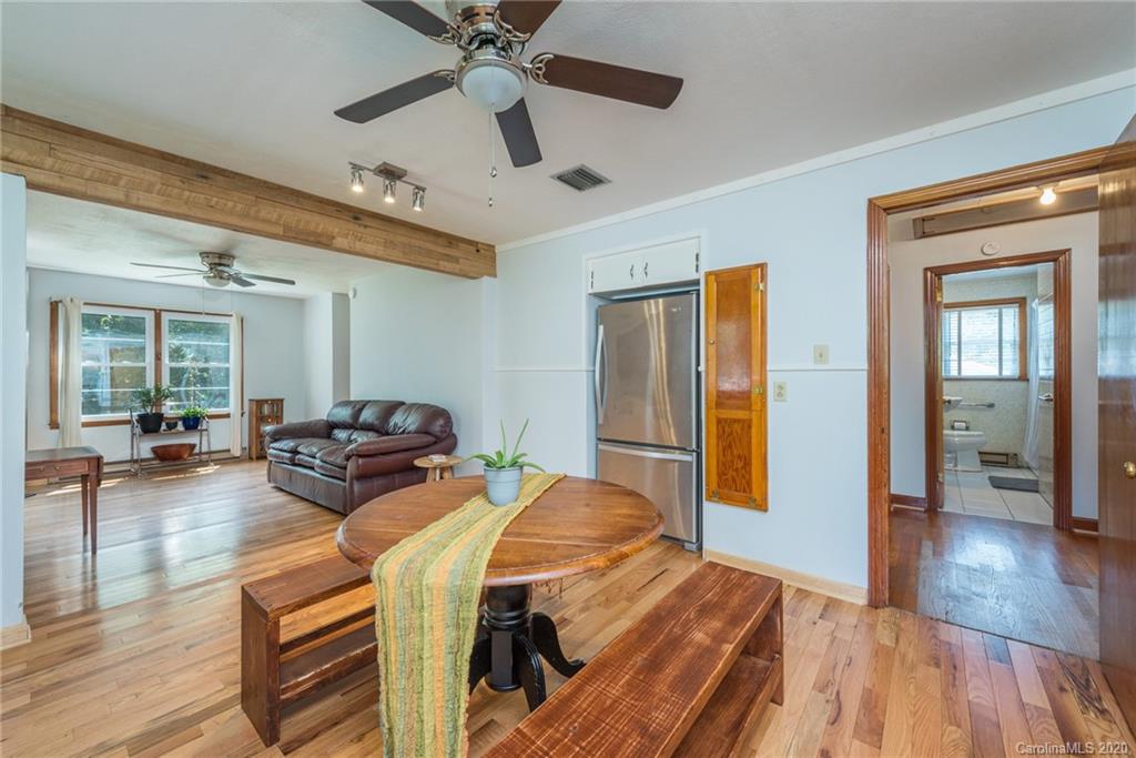 142 Eastwood Avenue Swannanoa NC 28778