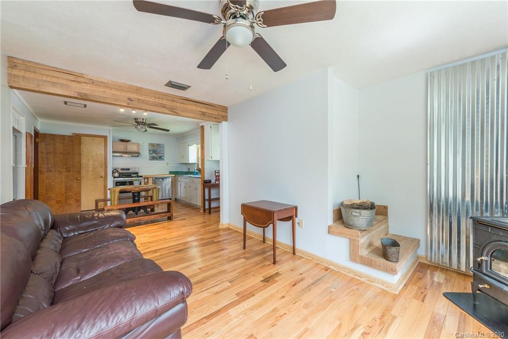 142 Eastwood Avenue Swannanoa NC 28778