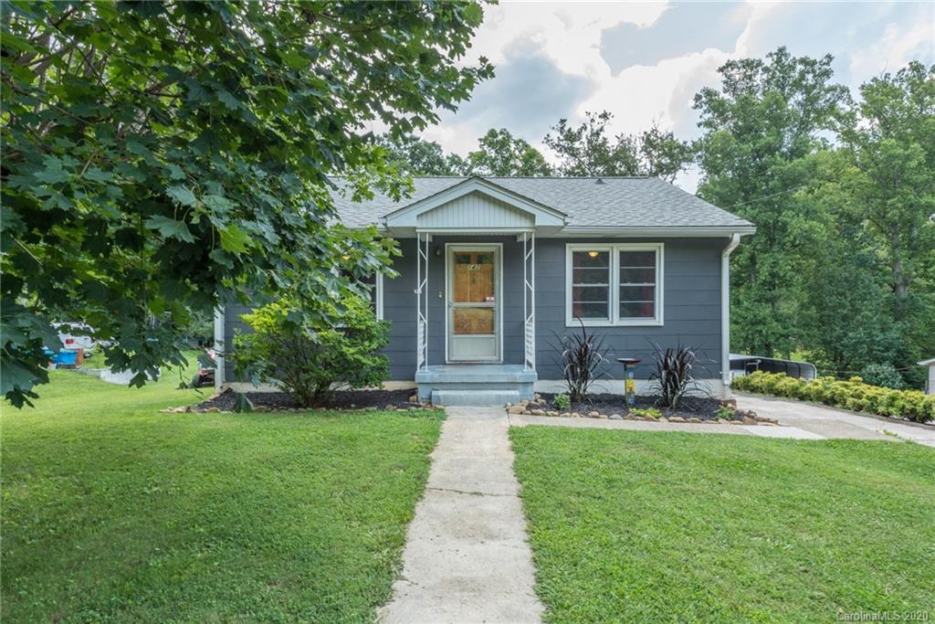 142 Eastwood Avenue Swannanoa NC 28778