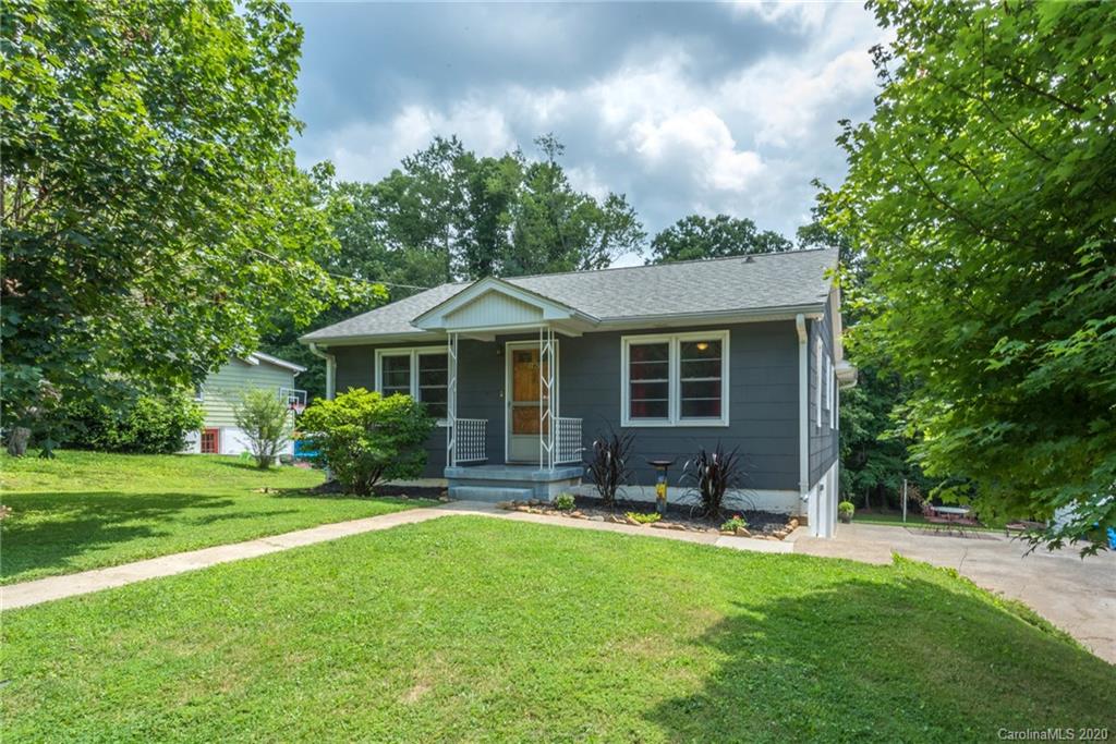 142 Eastwood Avenue Swannanoa NC 28778