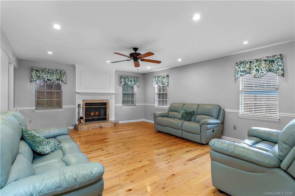 8031 Sherington Way Charlotte NC 28227