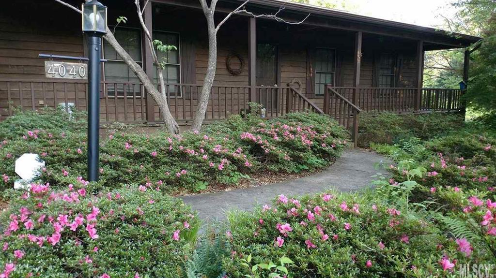 4040 26th Street Court NE Hickory NC 28601