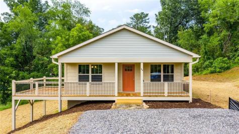 66 Cole Road Leicester NC 28748